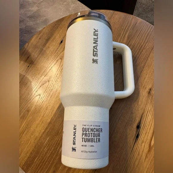 STANLEY QUENCHER PROTOUR FLIP STRAW TUMBLER, 40OZ- CREAM MOON - Picture 4 of 10